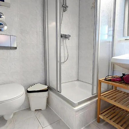 Apartament Haus Anna By Rujana Binz